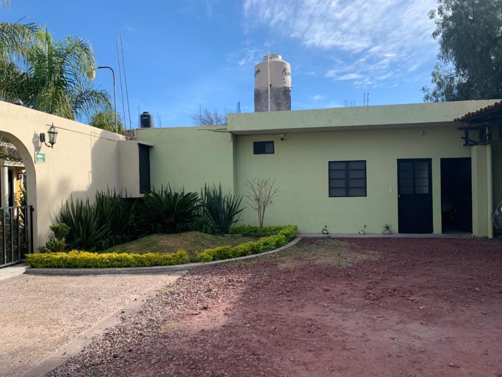 Estancia Santa Fe Celaya  Exteriér fotografie