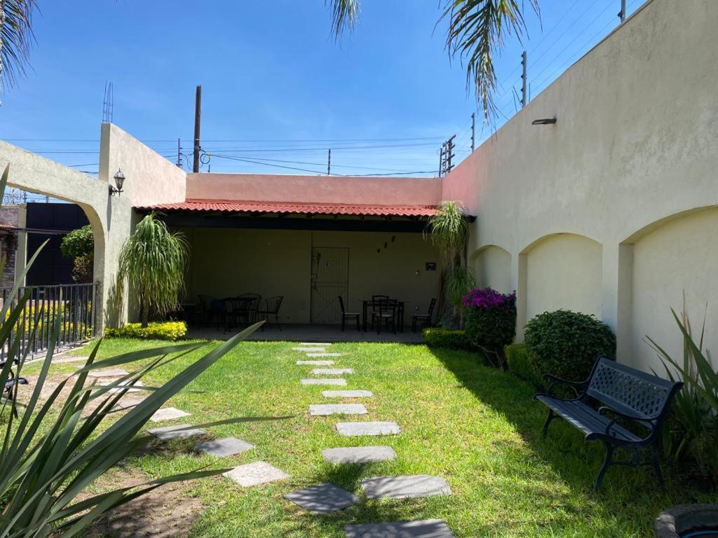 Estancia Santa Fe Celaya  Exteriér fotografie